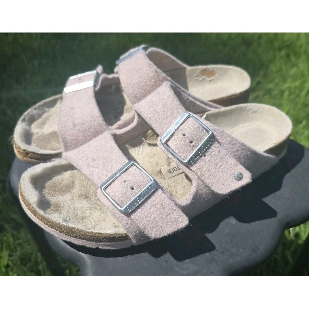 Birkenstock Women's Arizona Rivet Wool Sandal - Soft Pink size 8